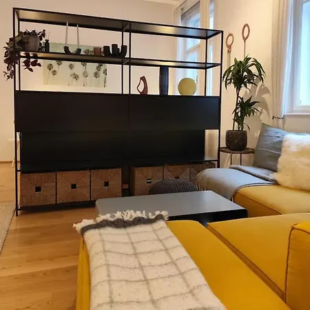 Designer Apartment Between Stephansdome And Belvedere Vienna Exterior photo