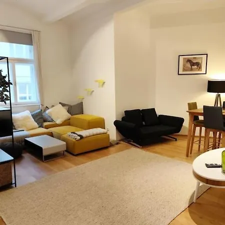 Designer Apartment Between Stephansdome And Belvedere Vienna Exterior photo