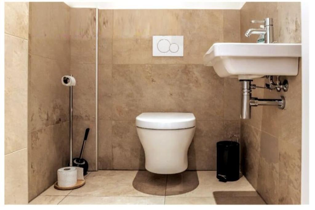 Apartment Designer Between Stephansdome And Belvedere Vienna